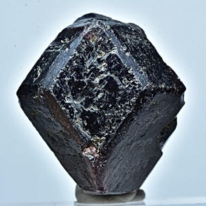 36 Gram Unique Terminated Garnet Crystal From Nuristan Afghanistan