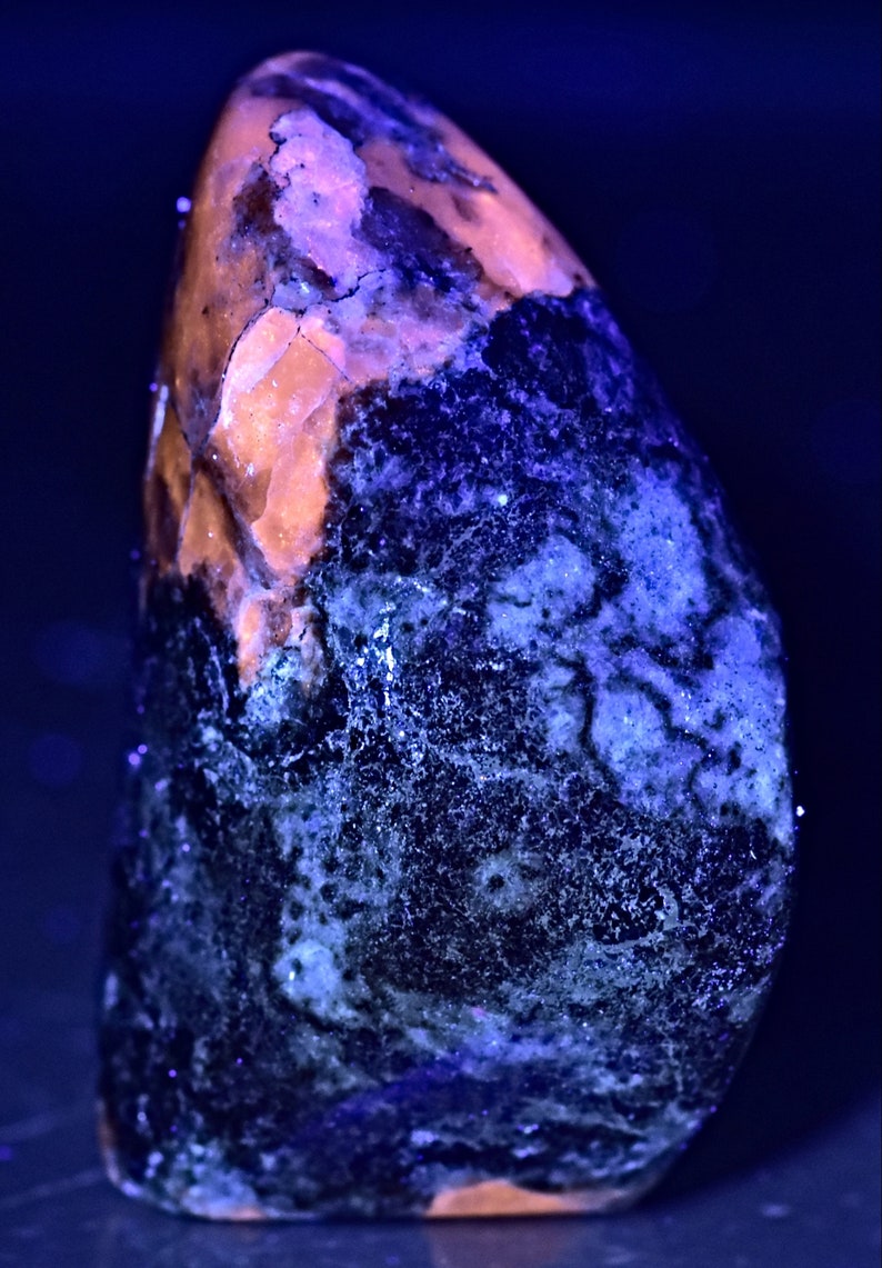95 Gram Fluorescent Blue Hackmanite Tumbled Stone Combined With ...