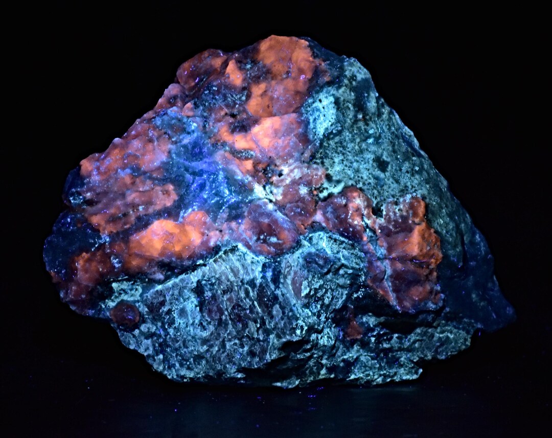 Natural Fluorescent Blue Hackmanite Specimen 1428 Gram - Etsy