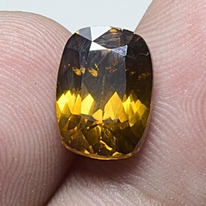 Beautiful Collectors Gemstone Natural Spahlerite Faceted Gemstone 5.20 Carat
