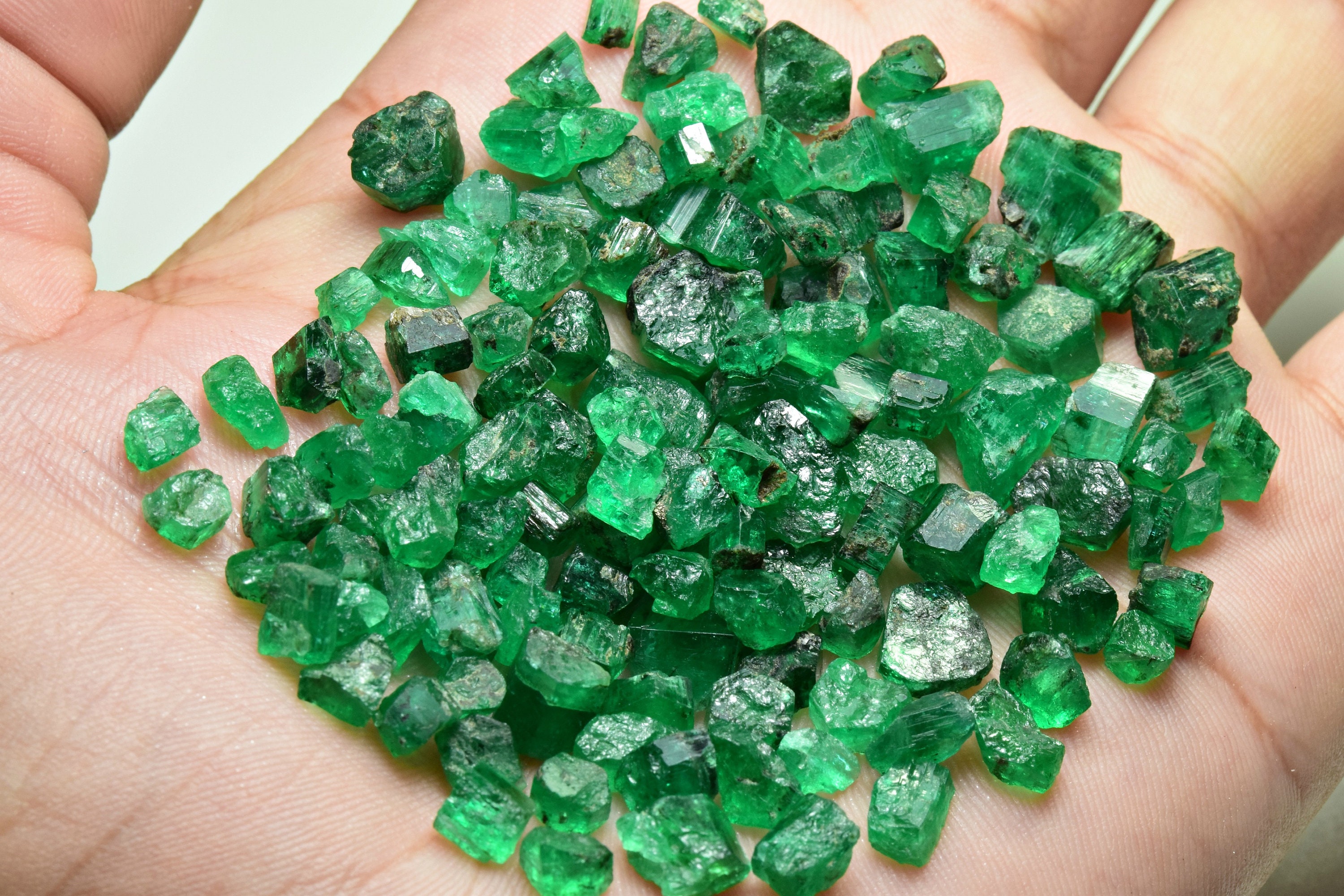 130 Karat Hervorragende Qualität Facet Rohe Natürliche Smaragd Lot Von  Panjshir Afghanistan - .de