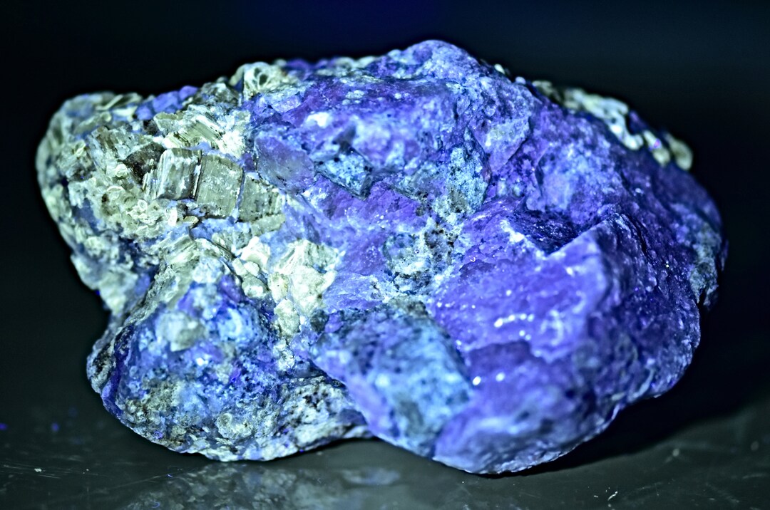 209 Gram Natural Fluorescent Blue Hackmanite Specimen With Phlogopite ...