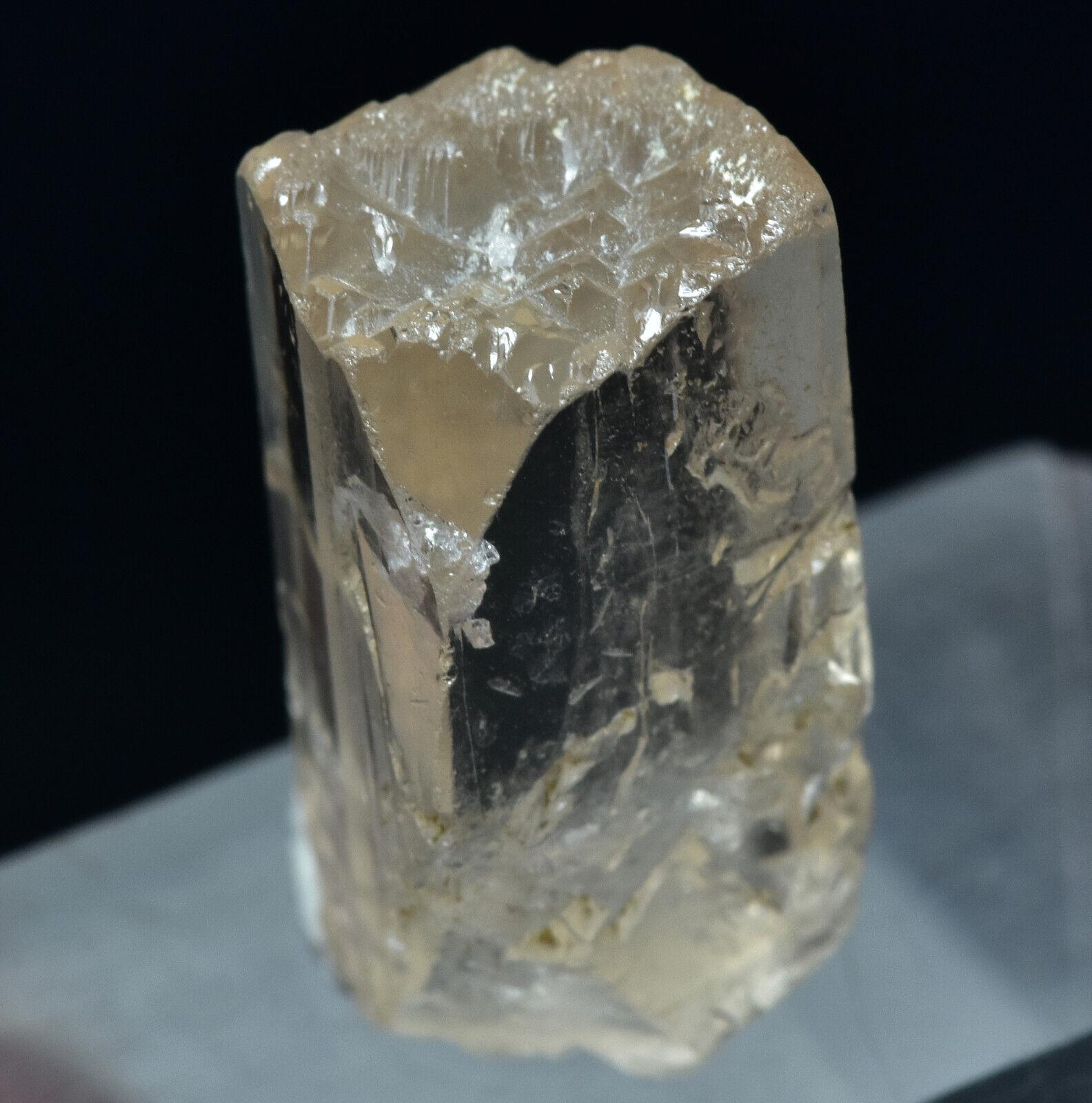 パキスタン スカルドゥ産 エッチングトパーズ