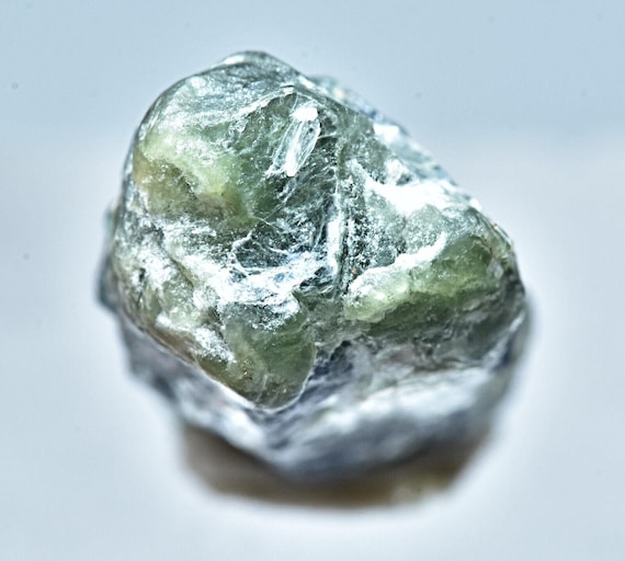 Saphir Bleu Naturel Du Nigeria - 0,99 Carat, Taille 6.4x5 Mm, Chauffé - RARE