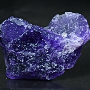 22 Carat Fluorescent Phosphorescent Sharp Color Change Rough Hackmanite