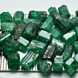 34 Carat Superb Green Color Natural Emerald Crystal Lot @ Panjshir Afghanistan