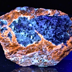 119 Gram Natural Beautiful Fluorescent Sodalite Specimen