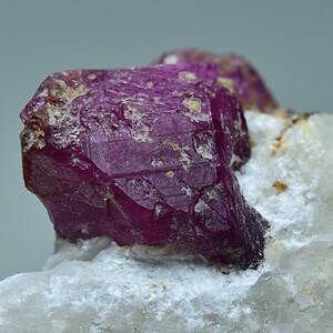 Natural Unique Ruby Crystal Specimen From Jigdalik Afghanistan 19 Gram