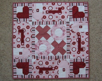 Valentijnsdag quiltpatroon, tafelloper, tafelbladquilt, quiltmuurhangen, harten, brievenbussen, PDF digitaal patroon, instant download
