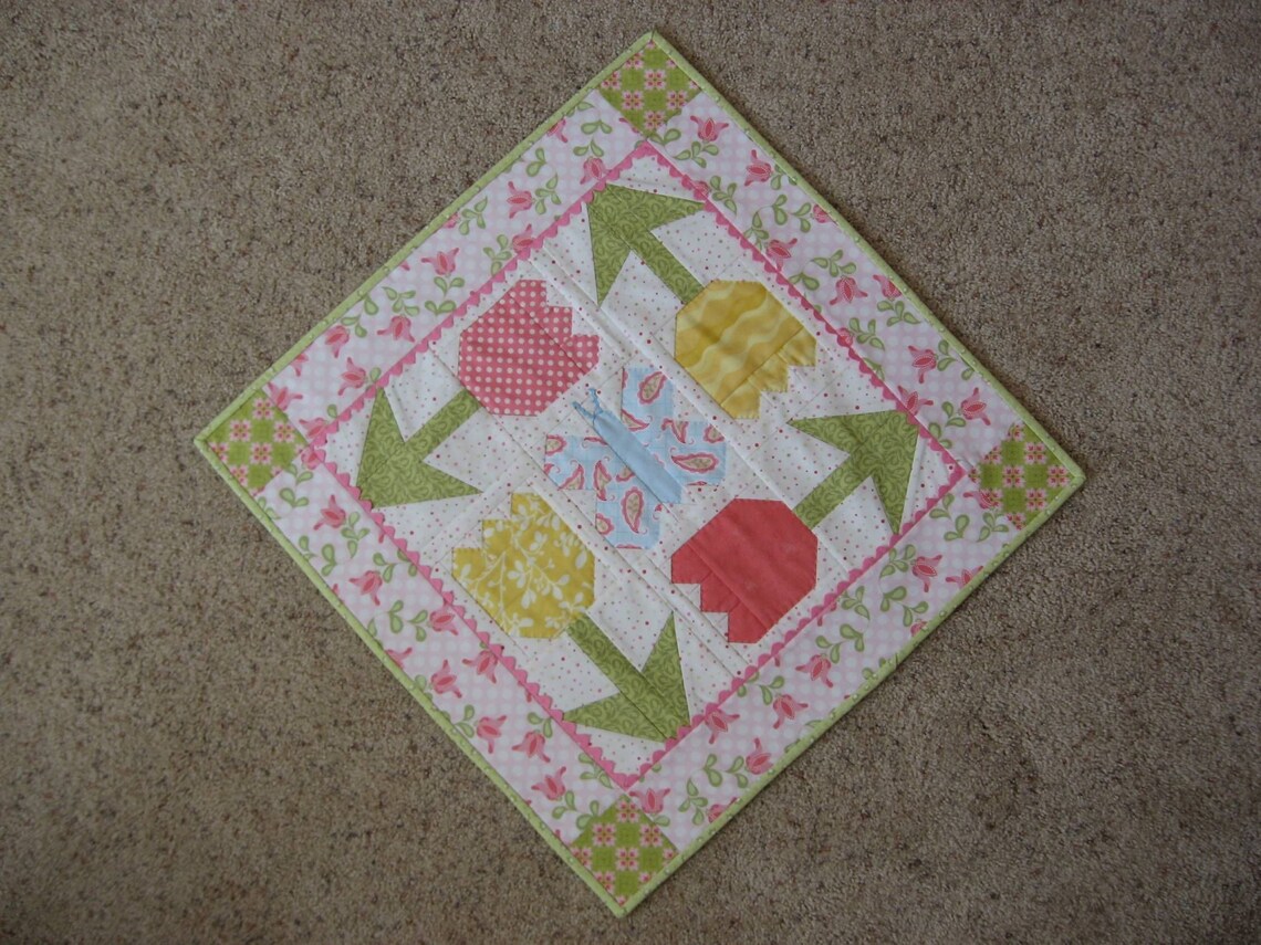 Spring Garden Quilt Pattern, Table Runner, Table Top Quilt, Wall ...