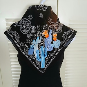 Distressed black bandana with cactus