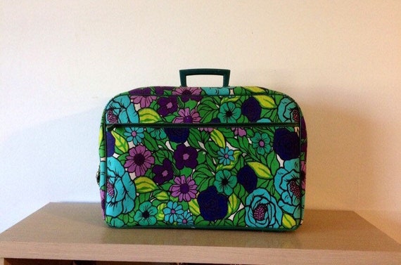 Groovy 70s cloth suitcase/Vintage floral cloth sui