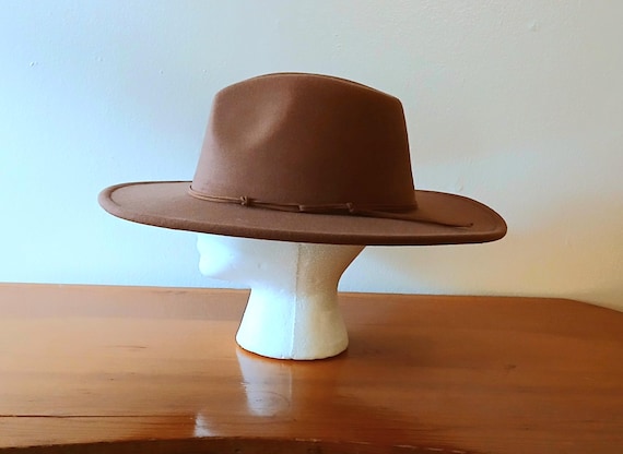 Brown felt outback hat/one size adjustable outback hat