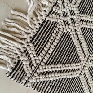 Chunky weave wool rug, natural wool rug, mix weave wool rug, boho home decor rug, indoor rug,