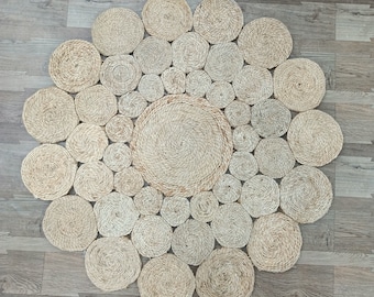 Rund jutematta handvävd: Flätad spiralformad bohomatta i naturfiber, miljövänlig inredning