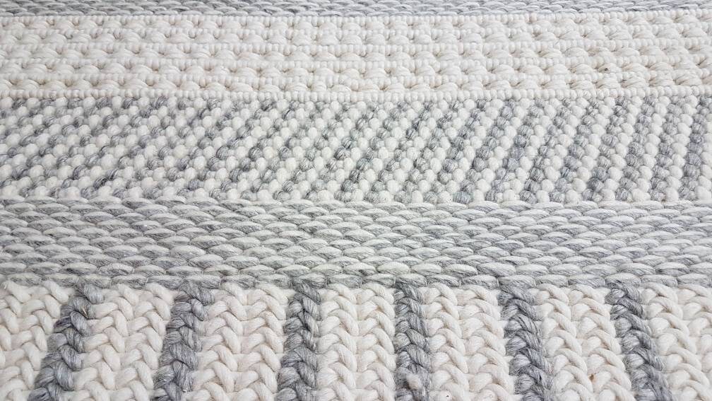 幾何学模様の手織りウールラグ 新しいデザインの幾何学模様の手織り