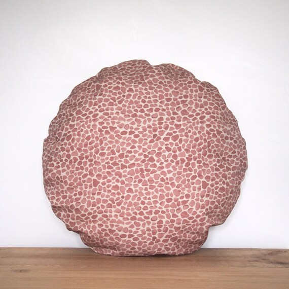 pink round pillow