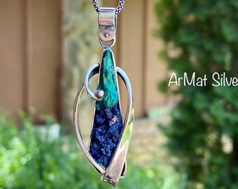 Ciondolo in malachite grezza e carborundum, pietra verde vintage