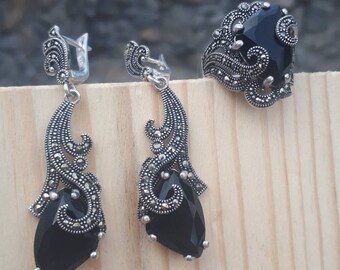 Ambre de la Baltique noire vintage - Collier Ambre de la Baltique noire vintage - Collier