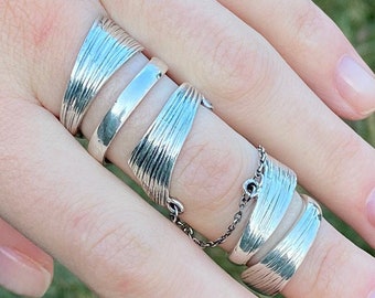 ヴィンテージ スターリング アーティキュレート トライバル スタイル  