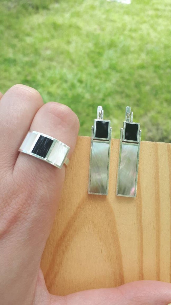 White natural hotsell stone jewelry