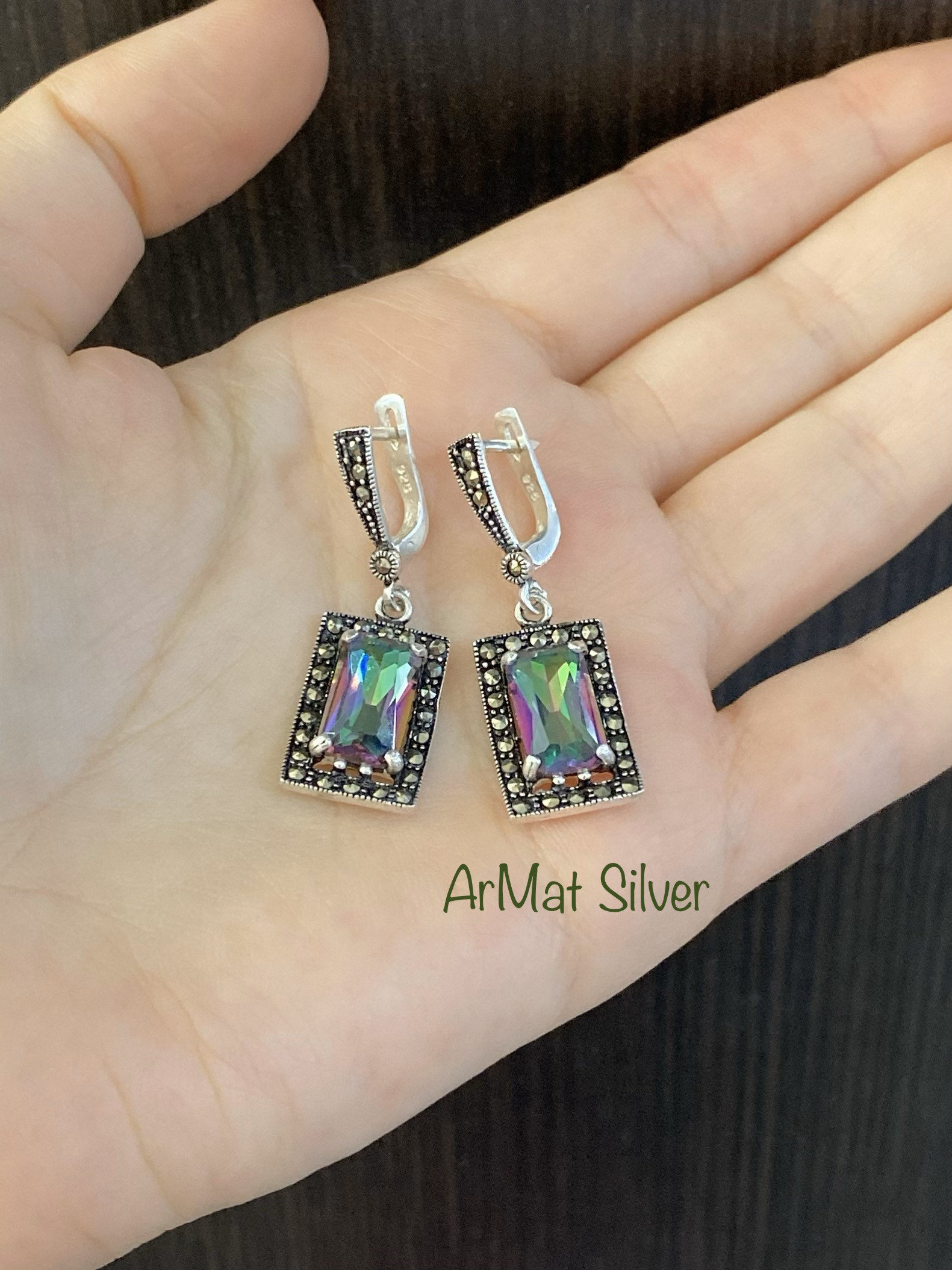 Boucles D'Oreilles Pendantes Vintage Russie 1980 - Alexandrite & Plaqué Argent | Bijou Ancien Collection