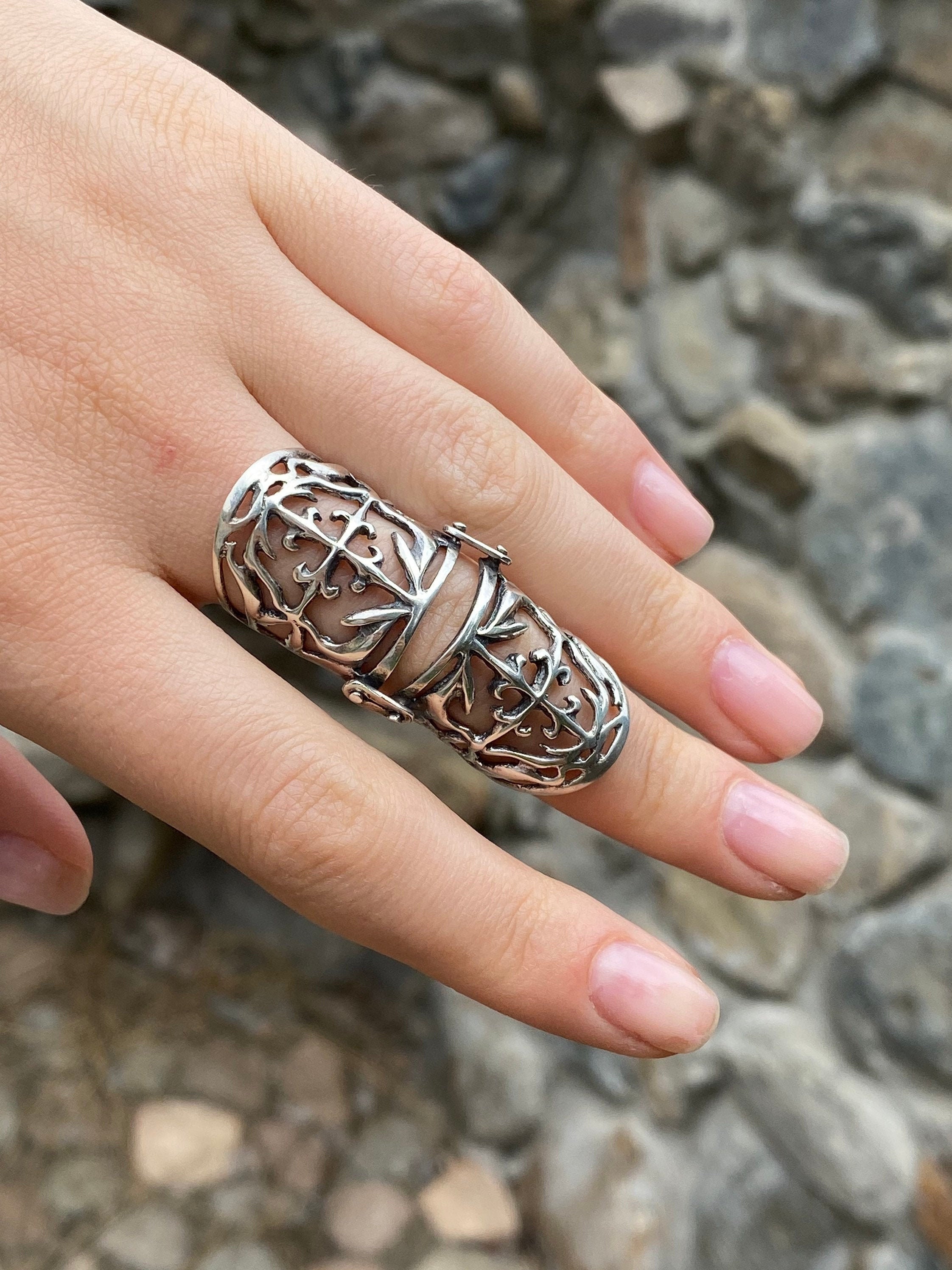 Beautiful full finger ring for oder please inbox:) | By Girl's PlaceFacebook