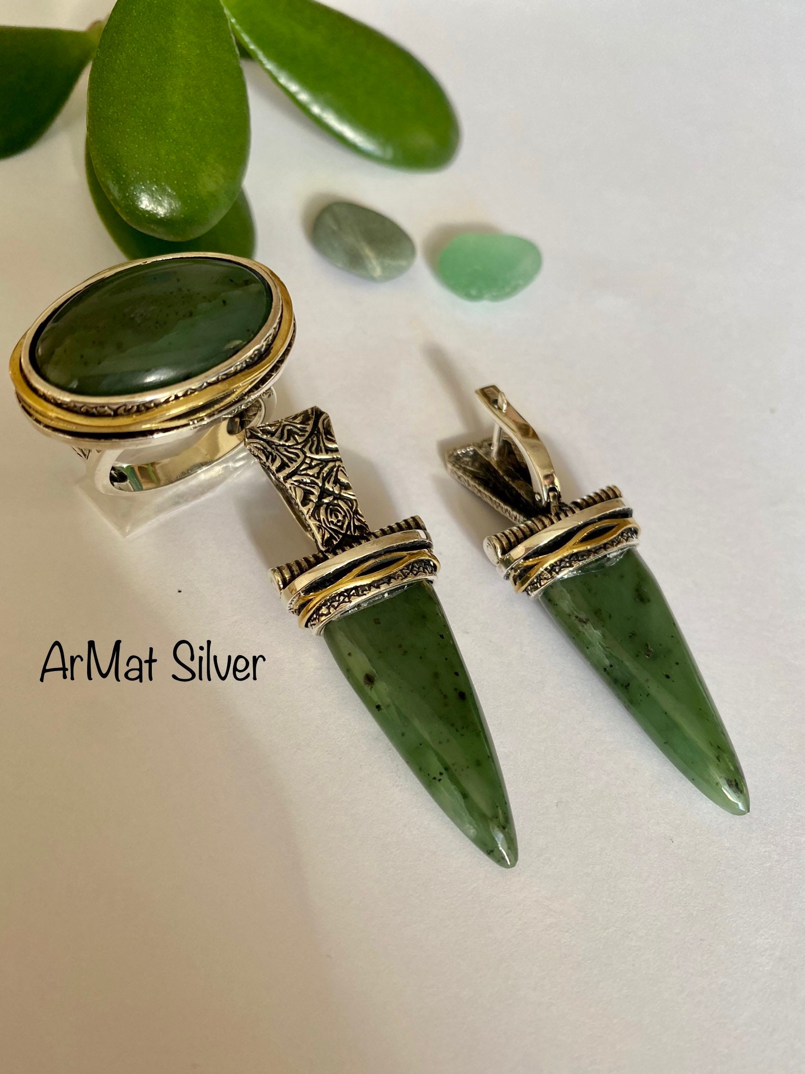 Nephrite jewelry discount