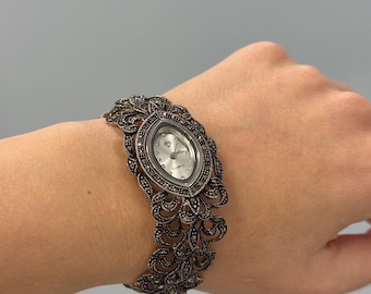 Orologio da polso a fascia larga in marcasite argento