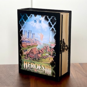 Scatola di legno a tema castello Heroes 3
