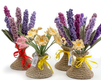 Crocheted tulips bouquet, crochet flowers, Gift for Mom, Gift for woman, Handmade Home Decor