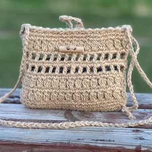 Crochet crossbody purse, organic jute bag, crochet bag, small handmade shoulder purse, phone bag