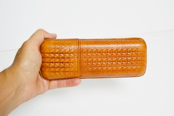 NEW, Leather cigar box, cigar holder, cigarette bo