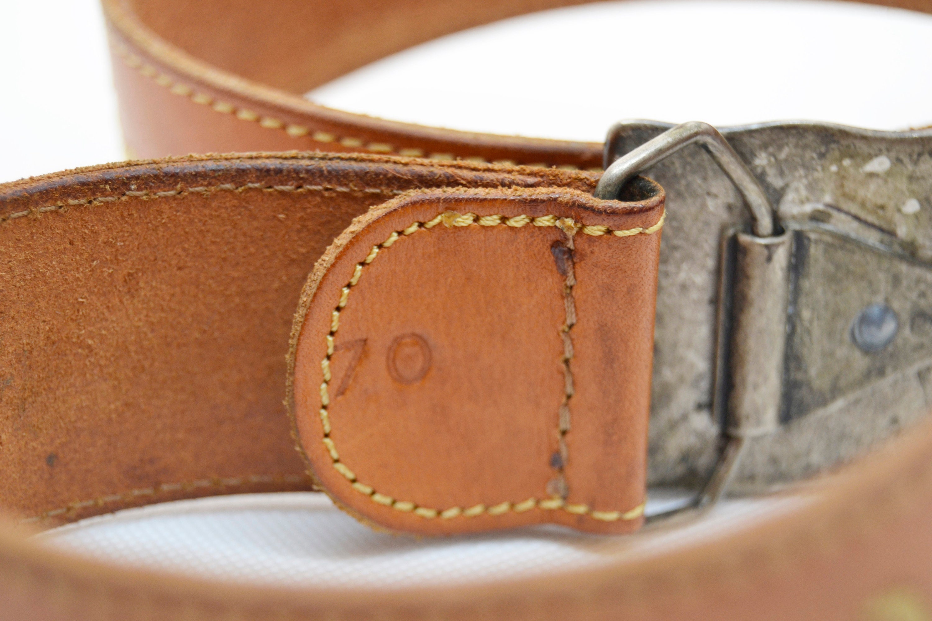Brown Leather Belt with Flower Buckle Size 70 Leather Belt Floral Horse Head Embossed main image 2
