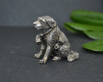 Vintage Alpaca Sanbernar Pillbox: Collector Gift