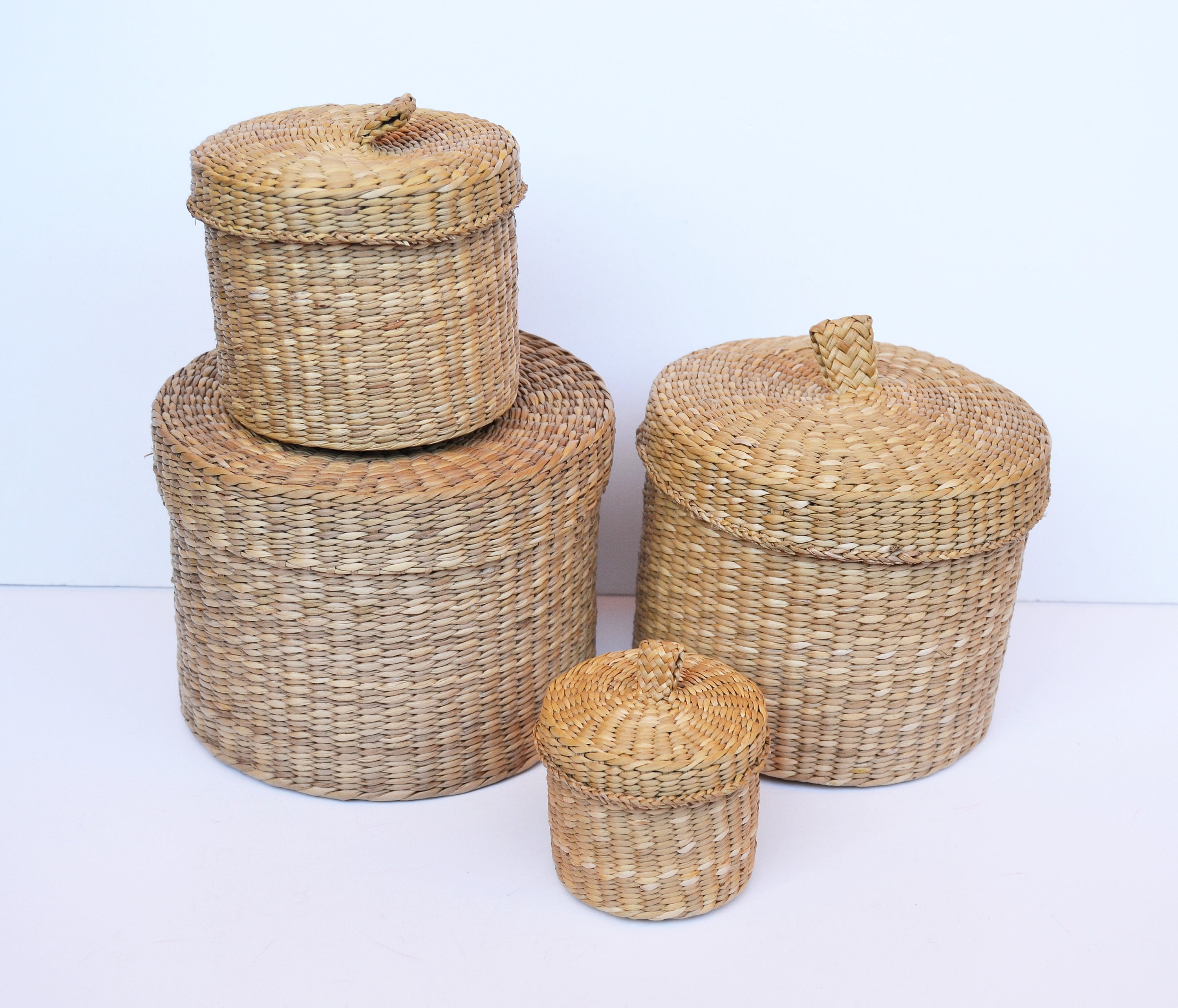 Vintage round sewing basket