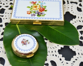 nueva pitillera vintage/tarjetero y pastillero/diseño floral/metal en tono dorado/en sus cajas originales