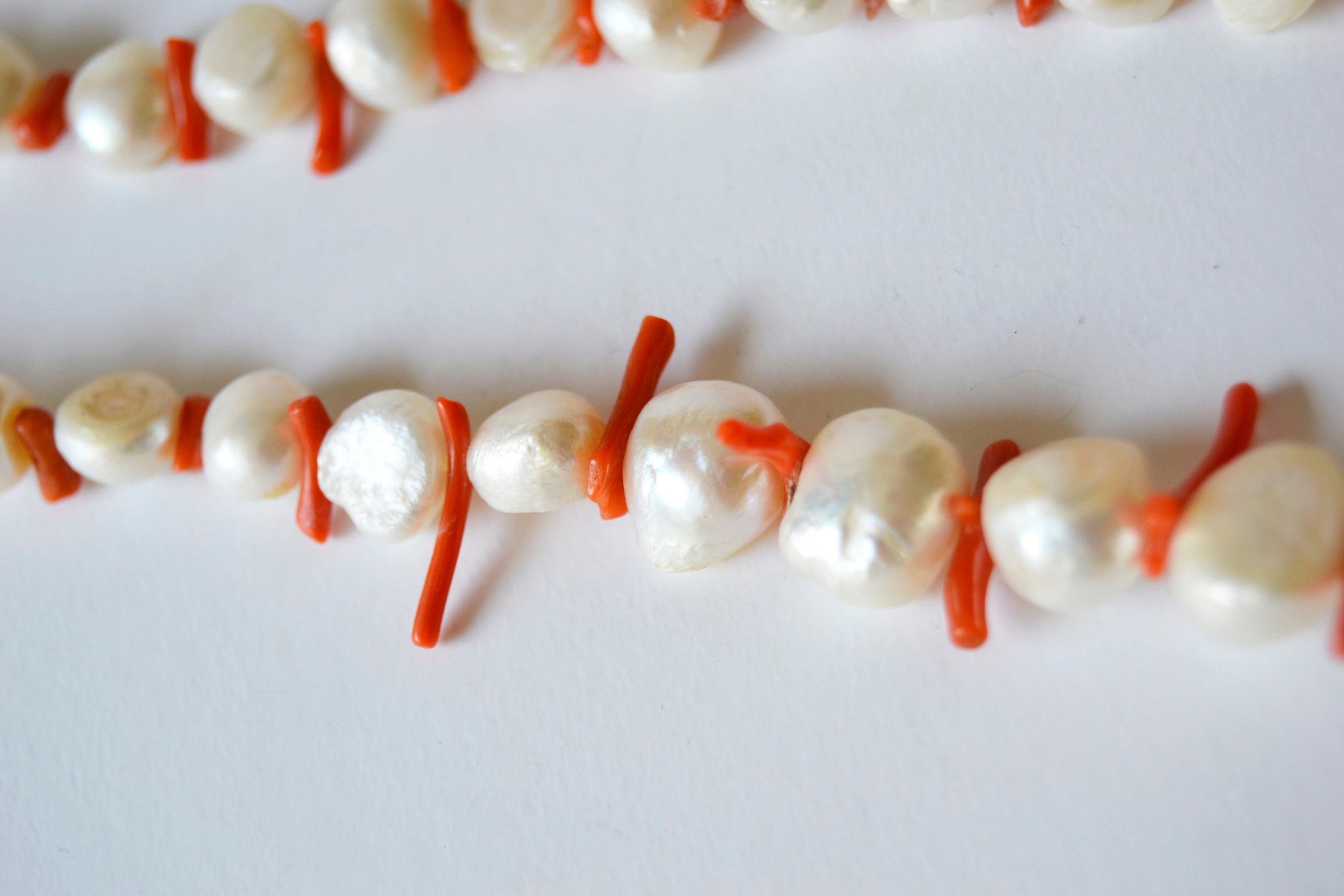 Collier Ras Du Cou Perles Corail - Bijou Vintage Ancien, Occasion