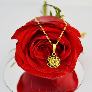 Mother&#39;s gift, Valentine&#39;s gift, Damascene pendant, gold pendant, 24k gold plating, vintage jewelry, women&#39;s gift, Valentine&#39;s gift