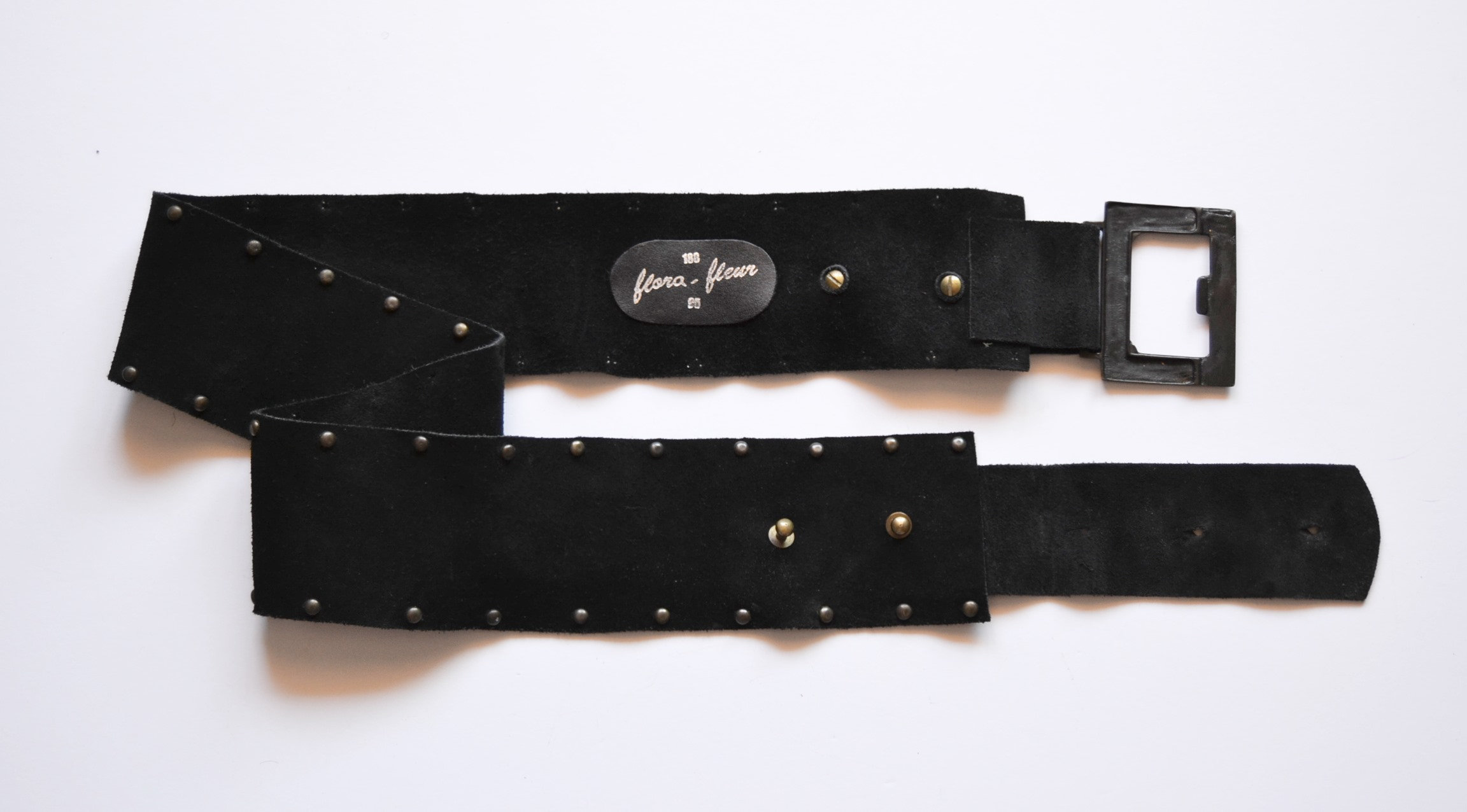 Vintage flora Leather Belt Two Tone Black Russet Floral – Vogt Silversmiths main image 4