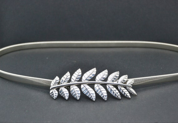 Silver Tone Leaf Belt: Vintage Elastic Waist Dress Accessory  display picture 3