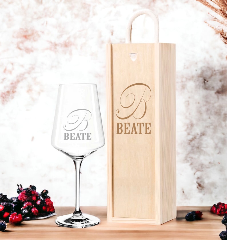 Verre à vin personnalisé avec gravure de nom Idée cadeau anniversaire Noël en option avec coffret en bois Holz