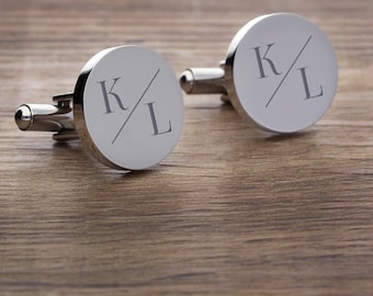 2 round cufflinks with engraved initials, motif 01, for weddings in gold and silver