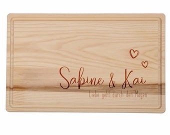 Holz Schneidebrett hell mit personalisierter Gravur Motiv 10 - graviert mit deinen Wunschnamen - Geschenkidee zur Hochzeit