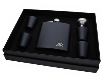 Personalized hip flask with engraved initials in a black gift set