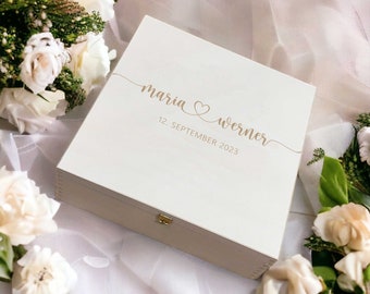 Erinnerungskiste Geschenkbox zur Hochzeit personalisiert | Lovers | Holzkiste für Hochzeitsfotos - ein tolles Hochzeitsgeschenk