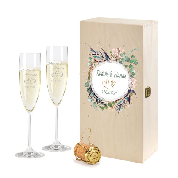 2 verres à champagne Leonardo dans un coffret cadeau avec nom gravé pour le mariage motif fleurs paire de verres à champagne gravés idée cadeau