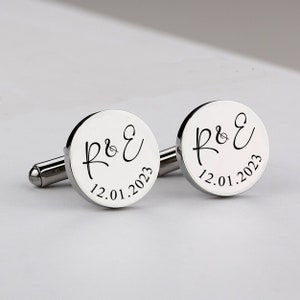 2 cufflinks round with engraving of the initials motif 03 for the wedding in gold and silver optionally with jewelry box