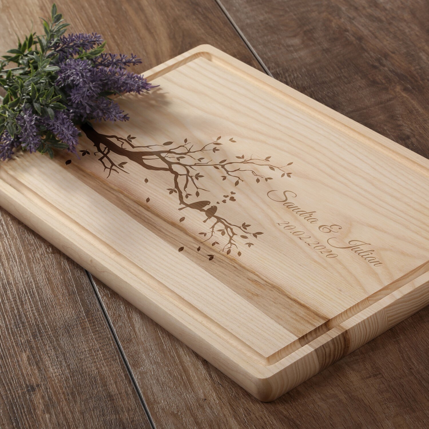 Tablero de corte de madera brillante con motivo de grabado | Etsy