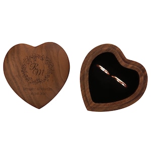 Ring box made of walnut wood in heart shape with engraving motif 03 - Ring cushion for the wedding engraved with name and date